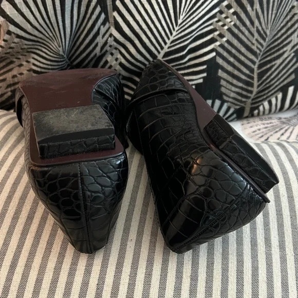 Zara Black Croc-Embossed Leather Slip-On Loafers - Picture 4 of 6